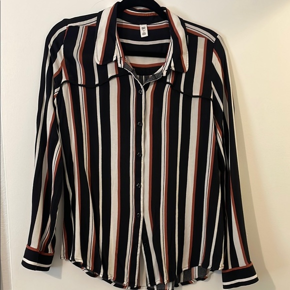 BP Black and White Button Down Shirt with Bold Stripes - Picture 1 of 8